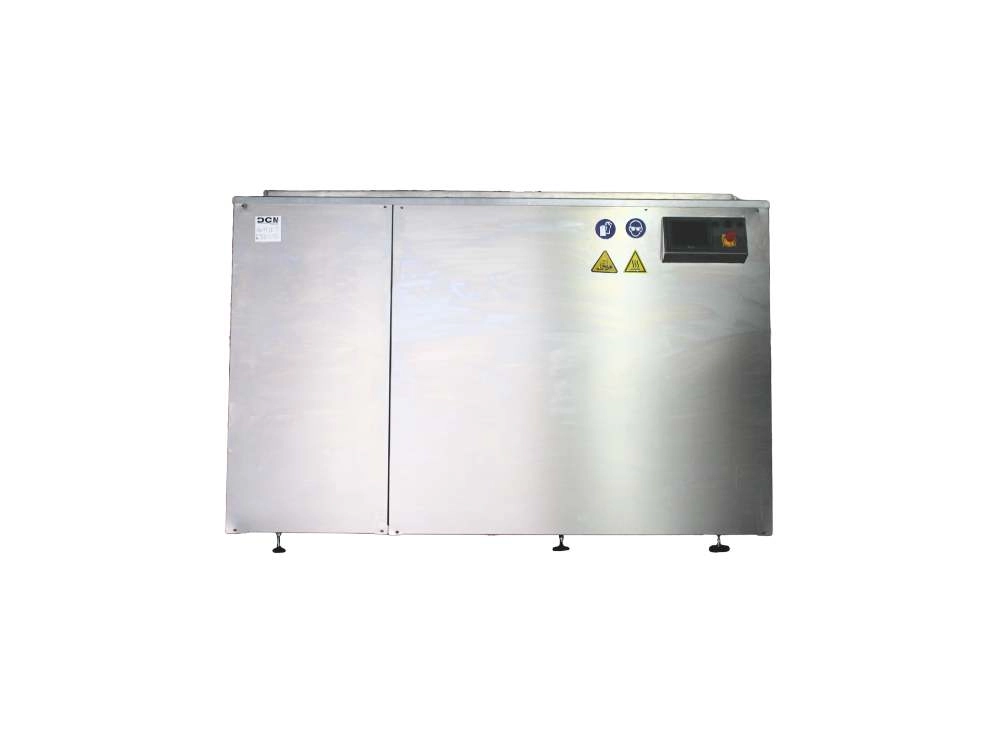 cleaning machine with port