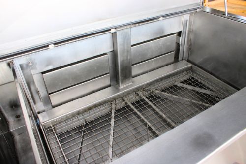 máquina para decapado de piezas